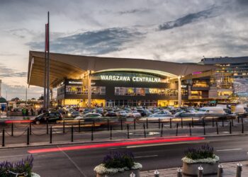 Koniec objazdów. W niedzielę rano pociągi wracają na Dworzec Centralny 14 Fot. PKP S.A./FB