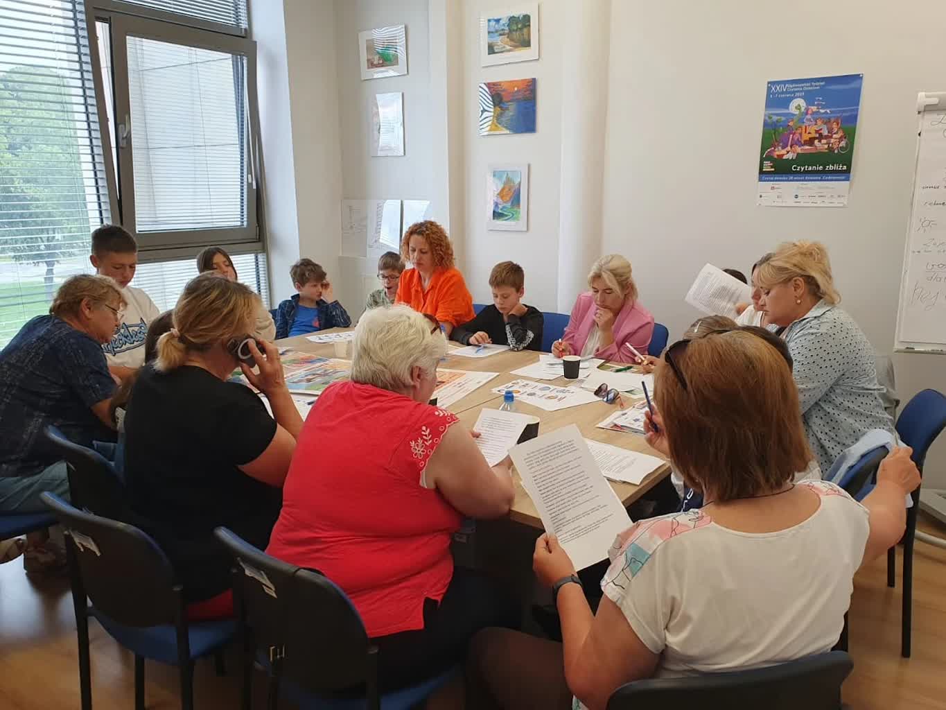 „Migracja-Integracja-Rozwój” audycja Konrada Stanglewicza w poniedziałek 10.11.2025 po godz. 14 na antenie Radia Zachód