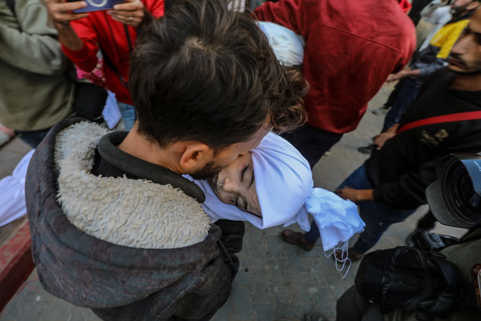 Jeden z największych izraelskich ataków na Strefę Gazy od początku rozejmu. Są ofiary śmiertelne