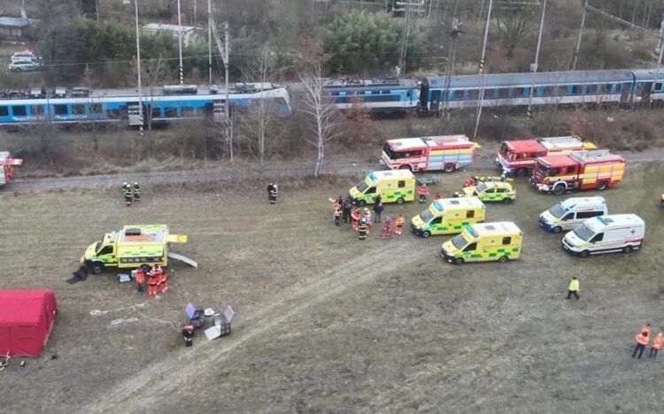 Zderzenie dwóch pociągów w okolicy miejscowości Dívčice / Žlýv w kraju południowoczeskim. Fot. PKP S.A./FB