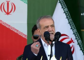 Prezydent Iranu Masud Pezeszkian, fot. PAP/EPA/ABEDIN TAHERKENAREH