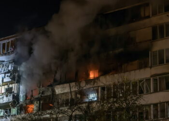 Zmasowany atak na Kijów. Rosja użyła m.in. rakiet balistycznych 10 Zmasowany atak na Kijów. Rosja użyła m.in. rakiet balistycznych Radio Zachód - Lubuskie