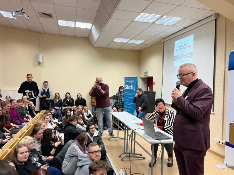 Wykład mistrzowski na UZ z prof. Joanną Senyszyn Radio Zachód - Lubuskie