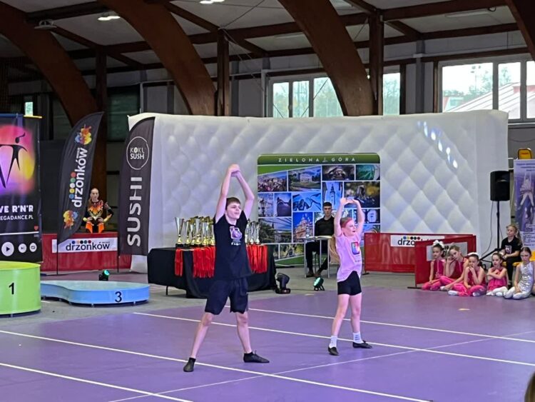 Turniej rock’n’rolla akrobatycznego w Drzonkowie [ZDJĘCIA] Radio Zachód - Lubuskie