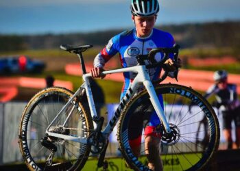 Przegrali z błotem i pogodą 15 fot. LKS POM Strzelce Krajeńskie