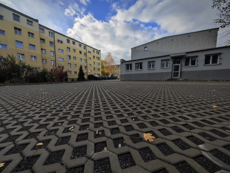 Jest nowy parking przy żarskiej Lunie 9 fot. ŻDK Żary