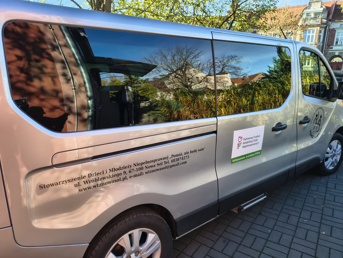 Nowy mikrobus dla WTZ w Nowej Soli