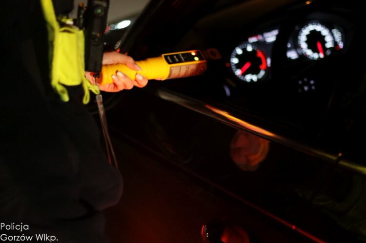 Gorzowscy policjanci zatrzymali kolejnych nietrzeźwych kierowców Radio Zachód - Lubuskie