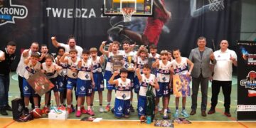 Żarscy koszykarze nie dali szans rywalom w turnieju CEYBL U-13 5 Żarscy koszykarze nie dali szans rywalom w turnieju CEYBL U-13 Radio Zachód - Lubuskie