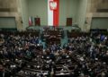 Posłowie na sali obrad Sejmu w Warszawie Fot. PAP/Paweł Supernak