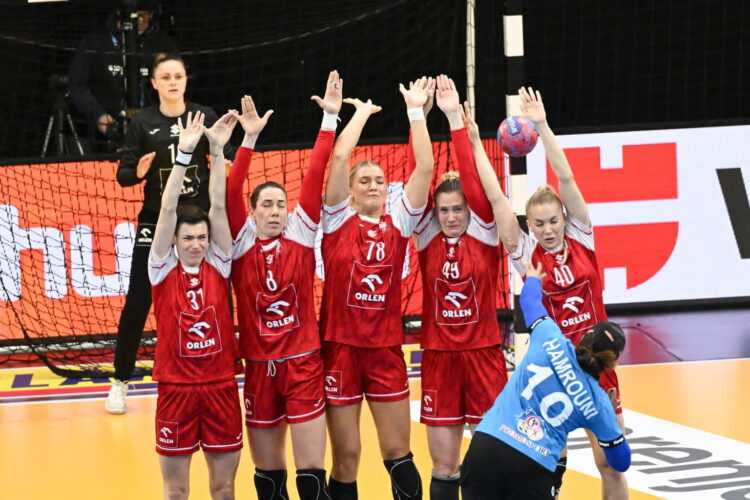 Polskie piłkarki ręczne wygrały z Tunezją 29:26 w swoim drugim meczu mistrzostw świata 9 Fot. PAP/Marcin Bielecki