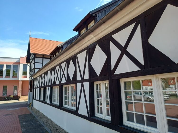 Teatr jednego aktora w iłowskiej Bibliotece Kultury 9 fot. K.Gonera