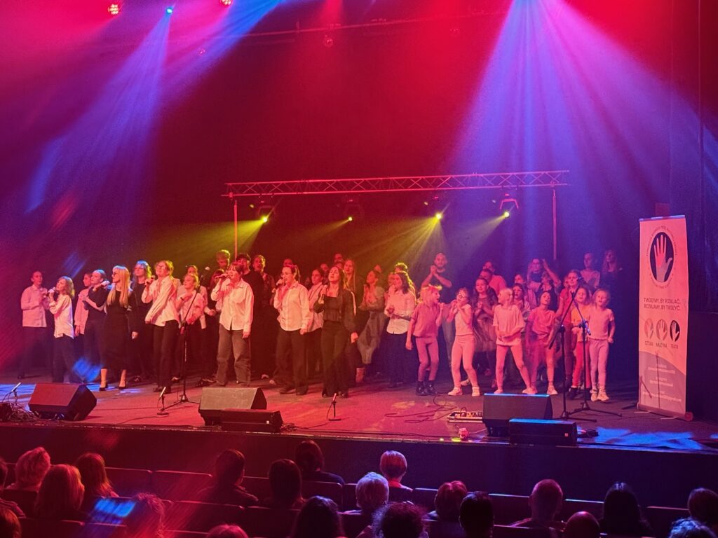 Rozwijają młodych przez...teatr i sztukę Radio Zachód - Lubuskie