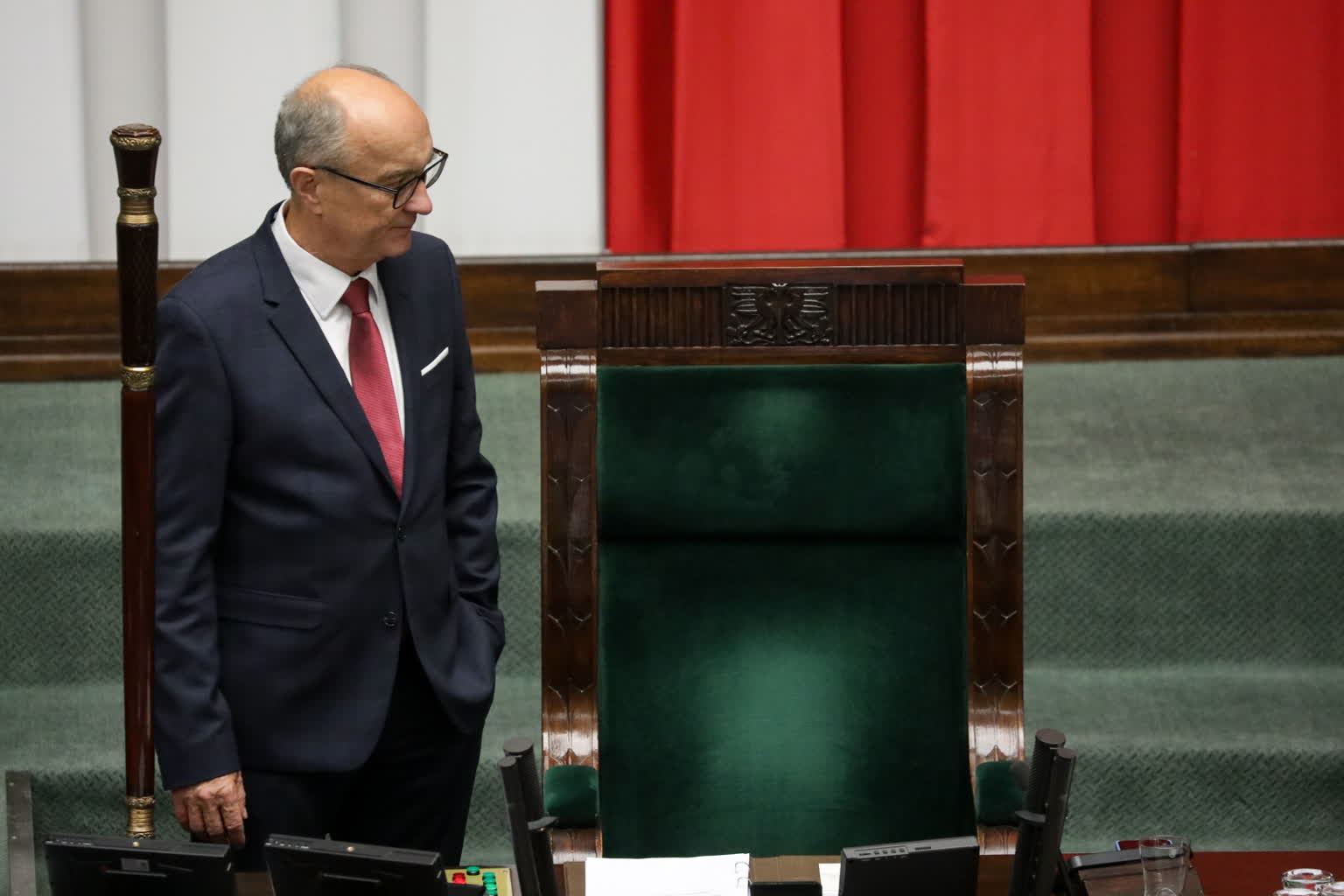 Czarzasty ogłosił zakaz sprzedaży alkoholu w budynkach parlamentu