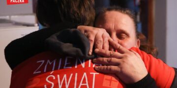 Papież zjadł obiad z ubogimi, w tym osobami transseksualnymi