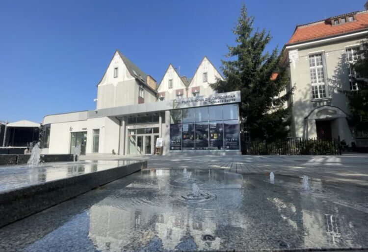 Skrócony czas pracy w Filharmonii Zielonogórskiej Radio Zachód - Lubuskie