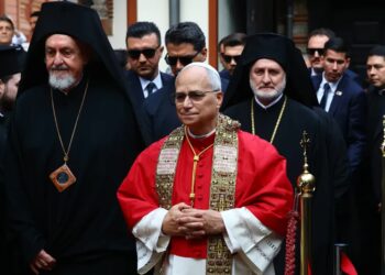 Pierwszy etap podróży zagranicznej Leona XIV dobiega końca. W kolejnym uda się do Libanu 15 Wizyta papieża Leona XIV w Turcji Fot. PAP/EPA/TOLGA BOZOGLU