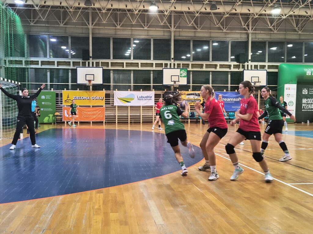 Szczypiornistki z Zielonej Góry bez punktu w Krapkowicach Radio Zachód - Lubuskie