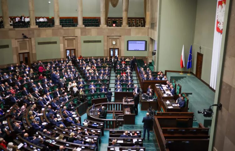 Sala plenarna Sejmu. Fot. PAP/Leszek Szymański