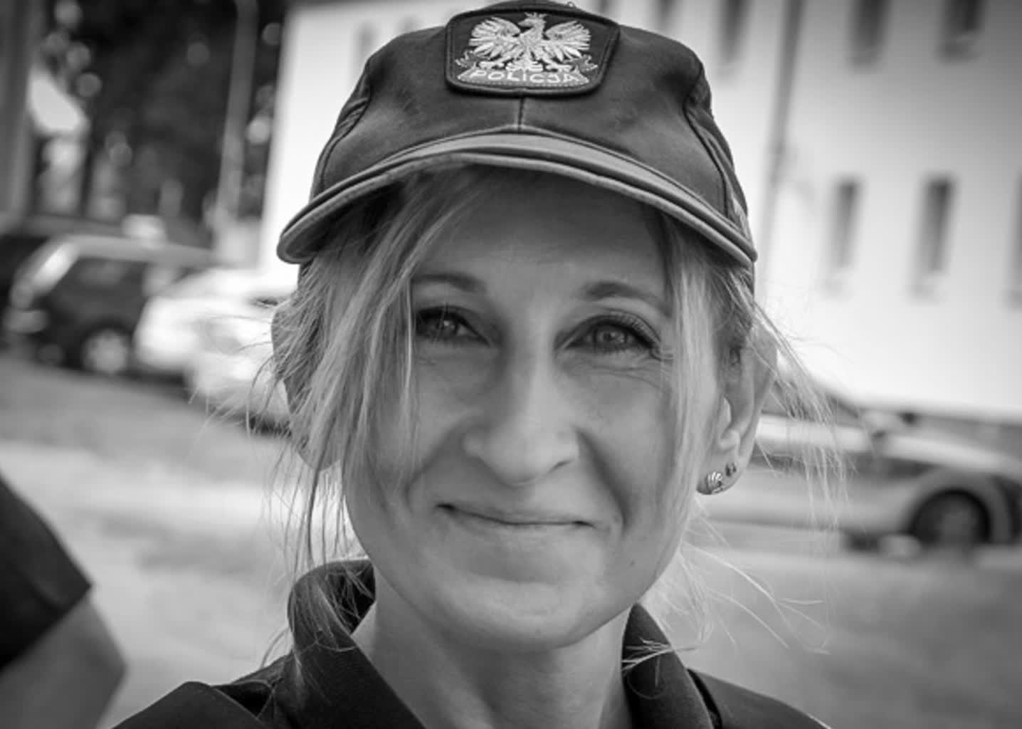 Tragedia w Kurowie. Nastolatek uderzył samochodem w drzewo. Zginęły dwie nastolatki