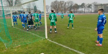 Piłkarze Stilonu wywieźli cenne punkty z Zielonej Góry 3 Piłkarze Stilonu wywieźli cenne punkty z Zielonej Góry Radio Zachód - Lubuskie