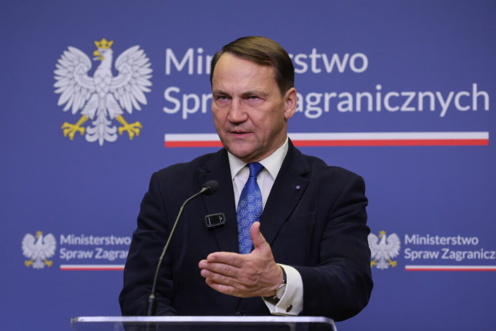 Szef MSZ o akcie dywersji i zachowaniu posłów opozycji 2 Radosław Sikorski (PAP/Paweł Supernak)