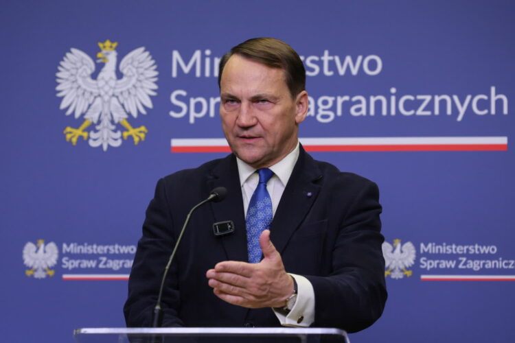 Szef MSZ o akcie dywersji i zachowaniu posłów opozycji 9 Radosław Sikorski (PAP/Paweł Supernak)
