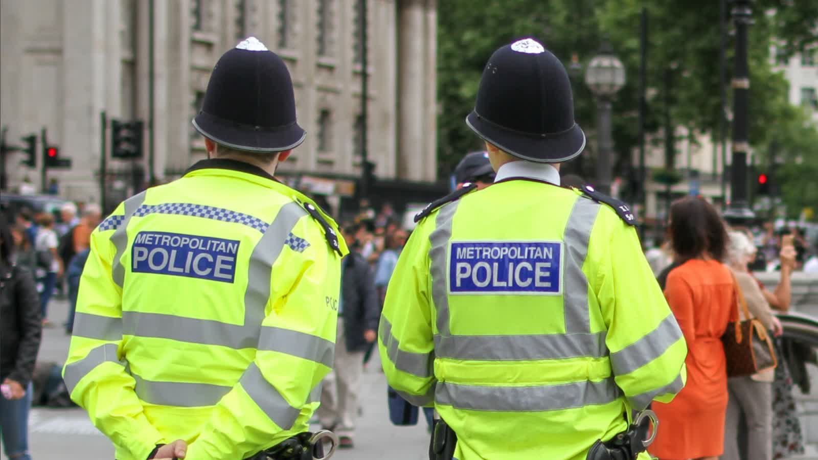 Atak nożownika w pociągu do Londynu. Jest wielu rannych