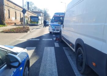 Potrącenie na Batorego. Policja prosi o ostrożność przy przejściach dla pieszych Radio Zachód - Lubuskie