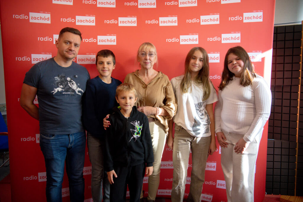 Dzieci z Czerwieńska pytają CeZika Radio Zachód - Lubuskie