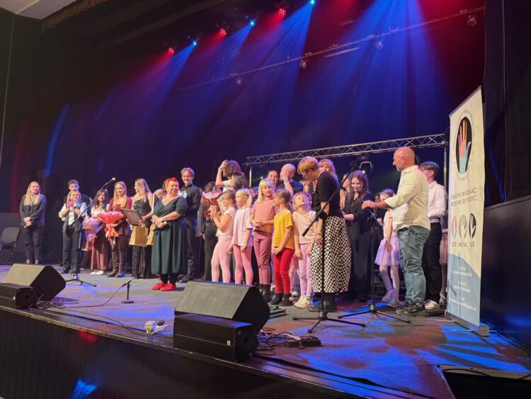 Rozwijają młodych przez...teatr i sztukę Radio Zachód - Lubuskie