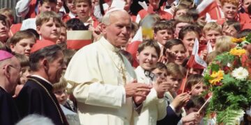 Warszawa 08.06.1991. IV pielgrzymka papieża Jana Pawła II do Polski. Fot. PAP/ Wojciech Kryński