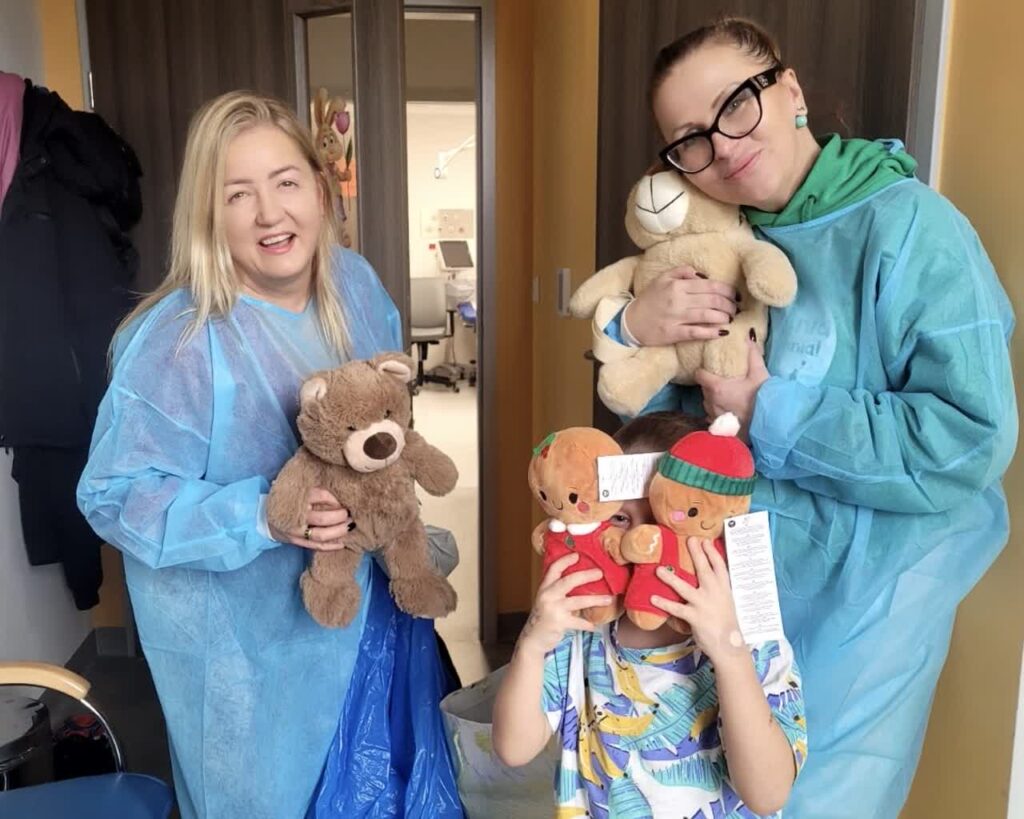 Pluszowe misie trafiły do małych pacjentów Pluszowe misie trafiły do małych pacjentów Radio Zachód - Lubuskie