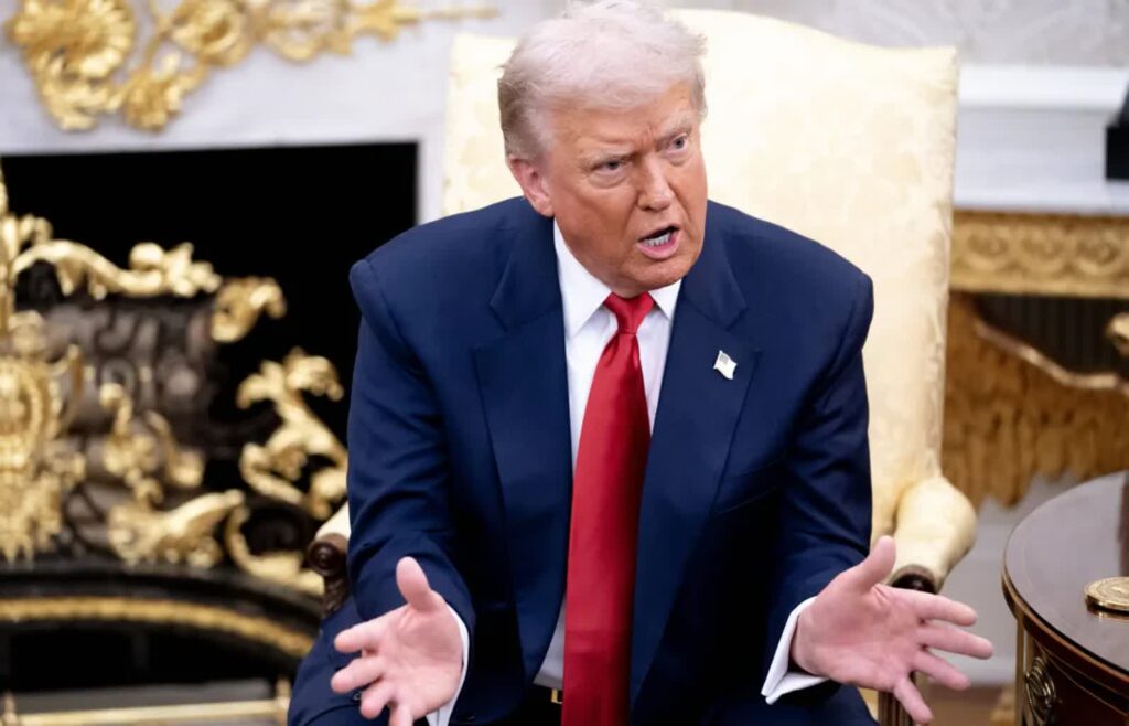 Donald Trump Fot. PAP/EPA/POLITICO POOL/NATHAN HOWARD