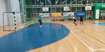 Księżycowy horror w hali UZ. Akademiczki pokonały Grunwald w rzutach karnych Księżycowy horror w hali UZ. Akademiczki pokonały Grunwald w rzutach karnych Radio Zachód - Lubuskie