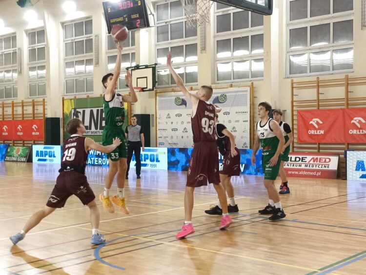 CEYBL U16: Basket 4 Kids z kompletem zwycięstw po pierwszym dniu 9 fot. Paweł Górski