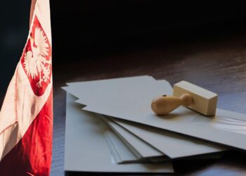 Długi weekend: inaczej pojadą autobusy. 10 listopada urzędy zamknięte Radio Zachód - Lubuskie