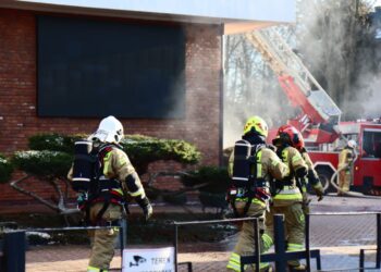 Pożar poddasza kościoła w Lublinie. Fot. Państwowa Straż Pożarna/FB