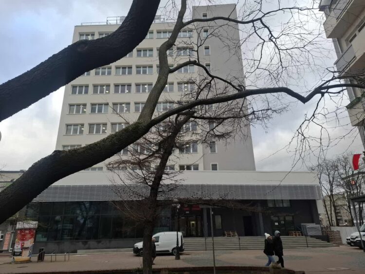 Wydział Edukacji znów się przenosi. W „przemysłówce” był tylko rok. Radio Zachód - Lubuskie