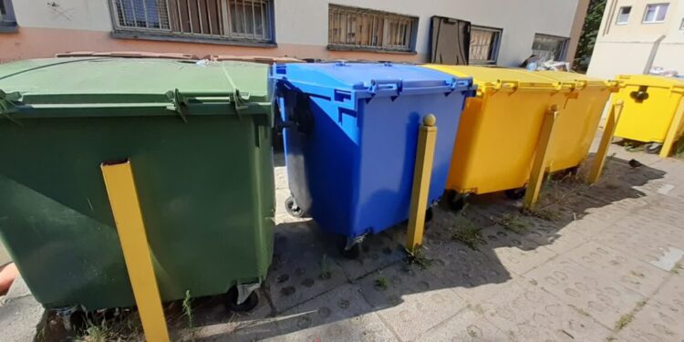 Nie będzie zmian w uchwale śmieciowej. Obywatelski projekt przepadł Radio Zachód - Lubuskie