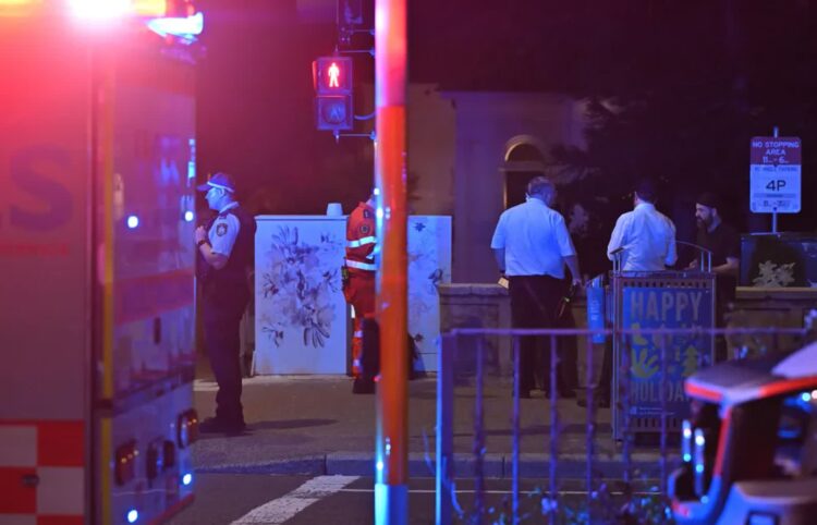 Atak w Sydney. Fot. EPA/MICK TSIKAS