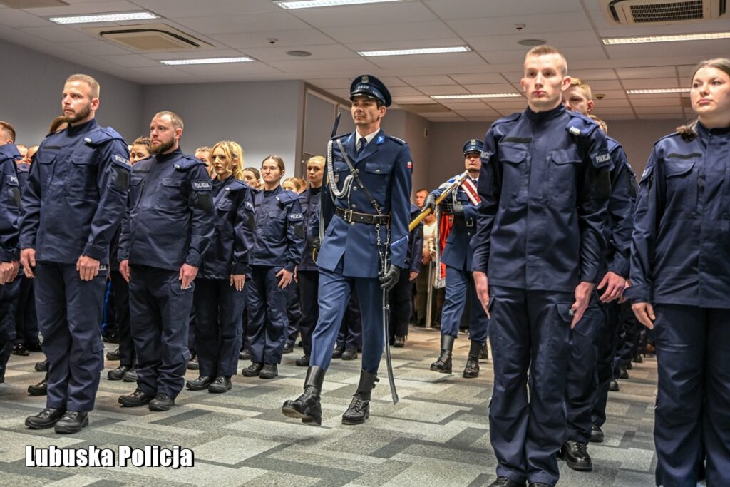 49 nowych funkcjonariuszy w lubuskiej policji Radio Zachód - Lubuskie