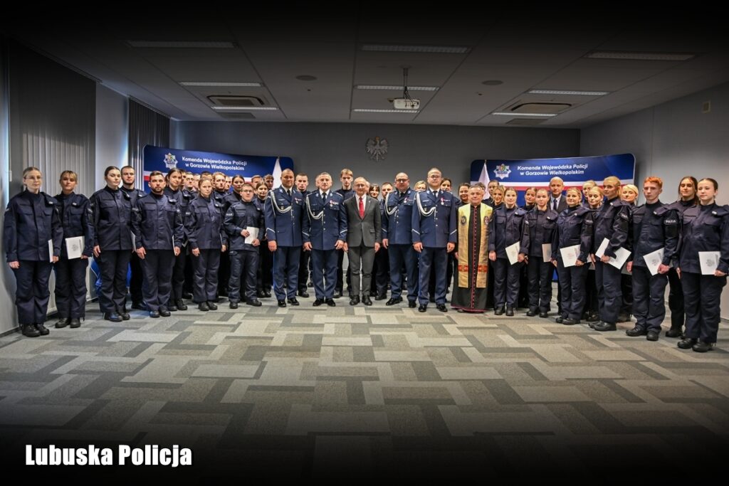 49 nowych funkcjonariuszy w lubuskiej policji Radio Zachód - Lubuskie