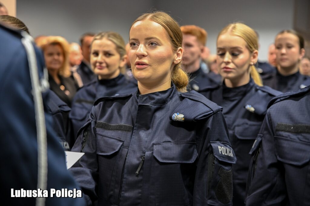 49 nowych funkcjonariuszy w lubuskiej policji Radio Zachód - Lubuskie