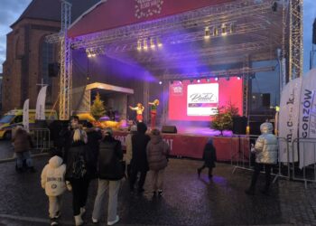 Spotkania Świąteczne Mieszkańców na Starym Rynku Radio Zachód - Lubuskie