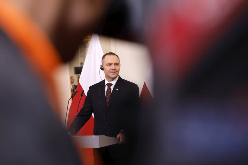 Prezydent podpisał ustawę o zasadach pobytu Ukraińców PAP/EPA/TOMS KALNINS