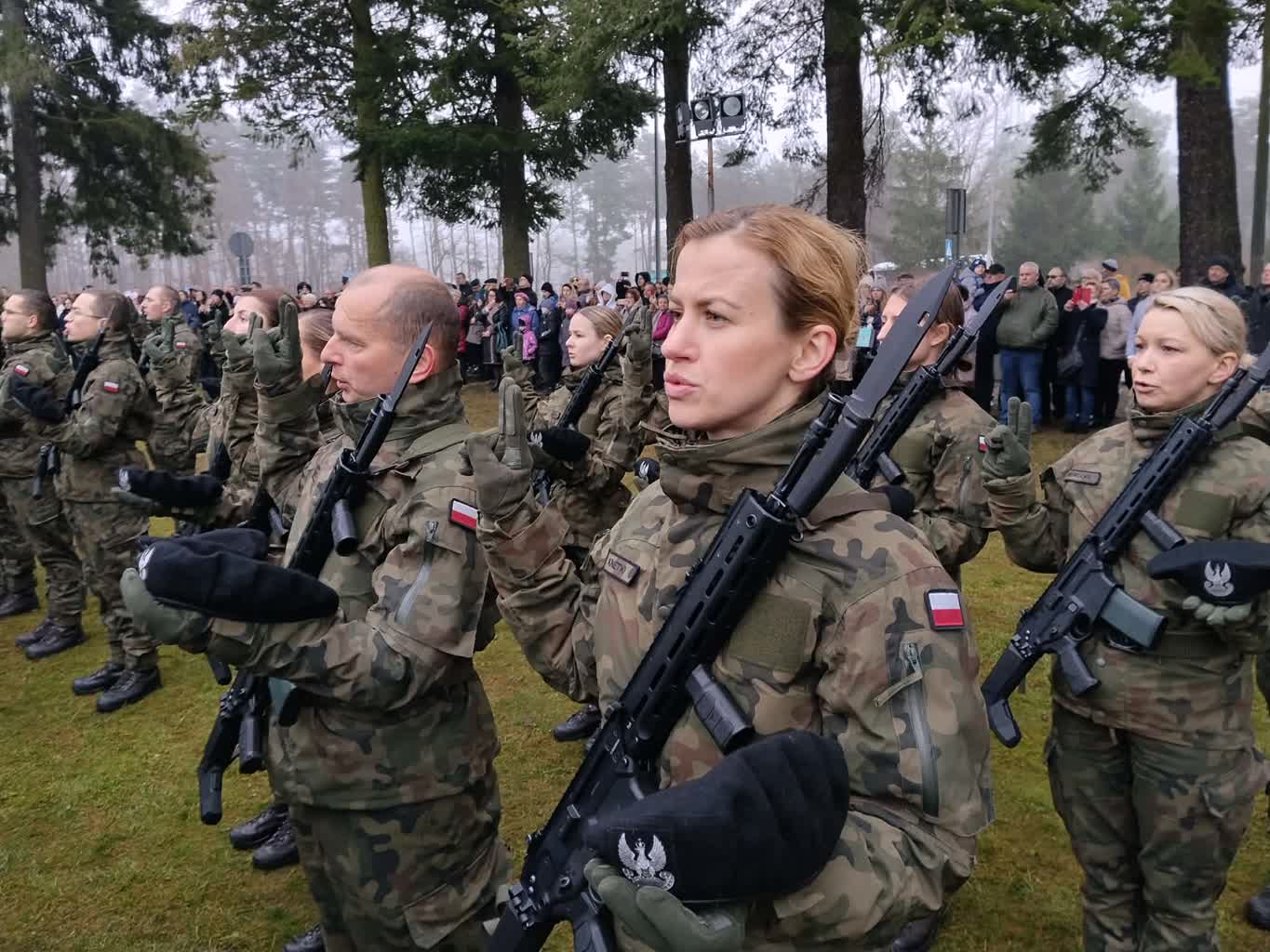 W Żaganiu 100 ochotników złożyło przysięgę