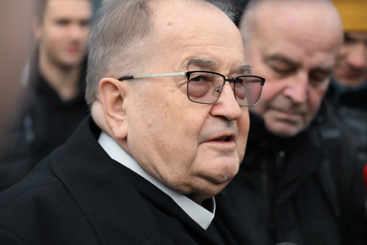 Ojciec Tadeusz Rydzyk stawił się na przesłuchanie w prokuraturze 9 Ojciec Tadeusz Rydzyk. Fot. PAP/Darek DelmanowiczPAP/Darek Delmanowicz