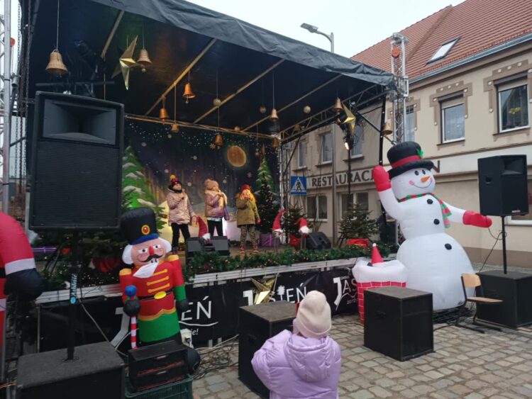 Jasień zaprasza na jarmark bożonarodzeniowy 9 fot. K.Gonera