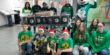 Falubazowe mikołajki w zielonogórskim szpitalu Radio Zachód - Lubuskie